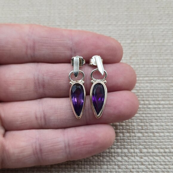 Sterling Silver Stunning Amethyst Gem Dangle Earrings A5318 - Picture 1 of 7